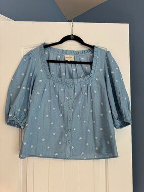 Sezane, Kellia Blouse in Light Denim, Size 6